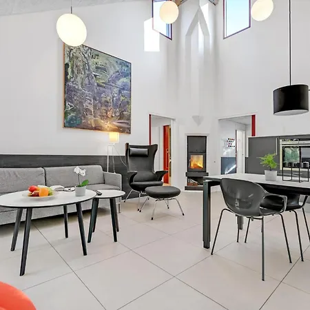 Beautiful In With Wifi Holiday home